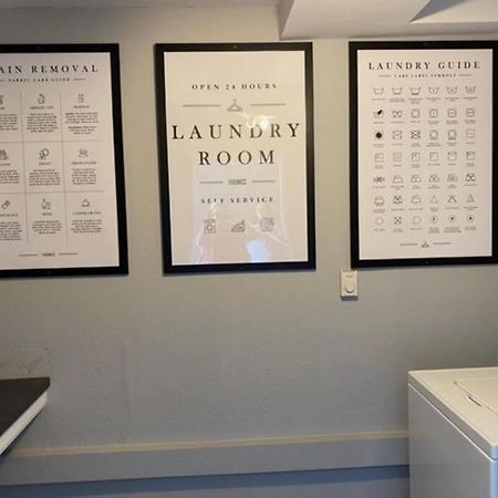 The Mary Lou - 2 Bedroom Apt In Quilt Town, Usa Hamilton المظهر الخارجي الصورة
